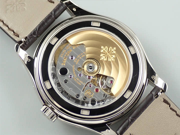 ブランパン アニュアルカレンダー ムーンフェイズ Ref.5200-0153-B52A グリーン文字盤 美中古 3S9UCYR5