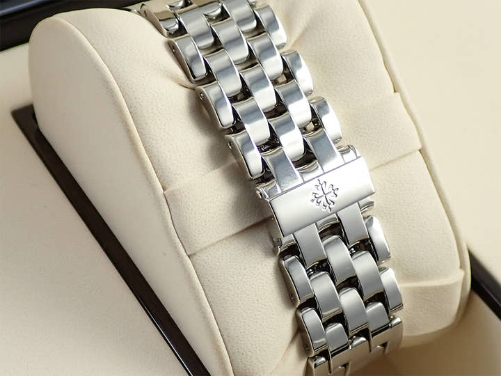 パテックフィリップ アニュアルカレンダー クロノグラフ Ref.5960/1A-010 ステンレススチール ブラック文字盤