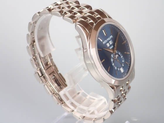 Patek Philippe Annual Calendar Ref.5396/1G Blue Dial Used anual-calendar