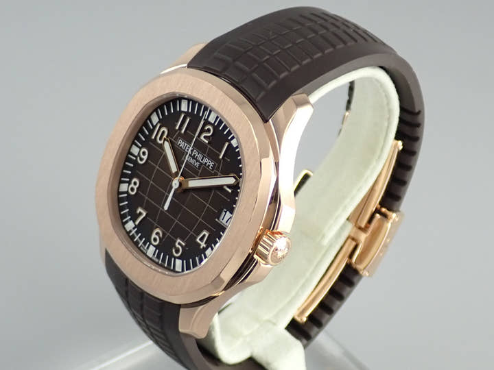 Patek Philippe Aquanaut Ref. 5167R-001 Chocolate Brown Dial Pre-owned aqua-note-9