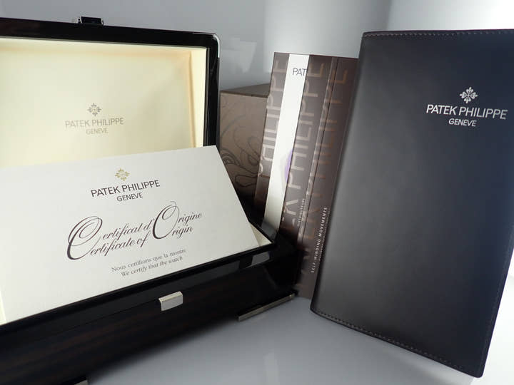 Patek Philippe Aquanaut Ref. 5167R-001 Chocolate Brown Dial Pre-owned aqua-note-9