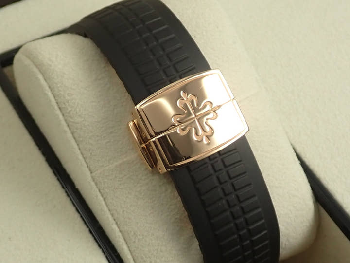 パテックフィリップ アクアノート Ref.5167R-001 ローズゴールド ブラウン文字盤