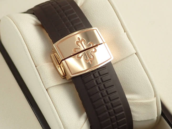 パテックフィリップ アクアノート Ref.5167R-001 ローズゴールド ブラウン文字盤