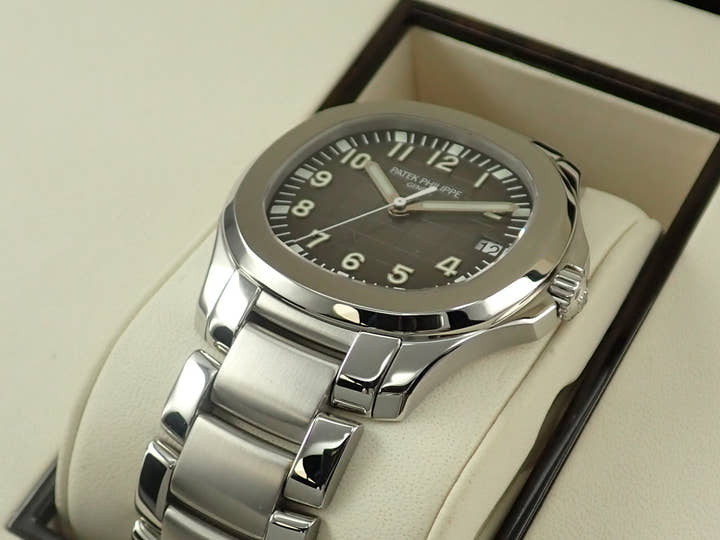 パテックフィリップ アクアノート エクストララージ Ref.5167/1A-001 ステンレススチール ブラック文字盤