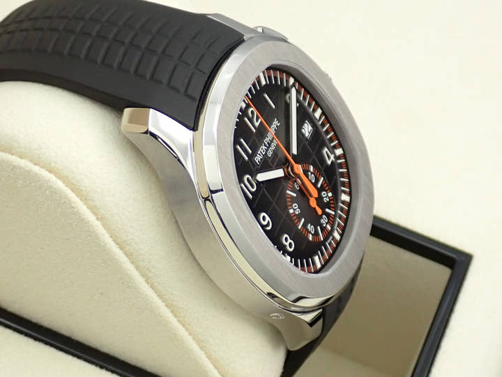 パテックフィリップ アクアノート クロノグラフ Ref.5968A-001 ステンレススチール ブラック文字盤