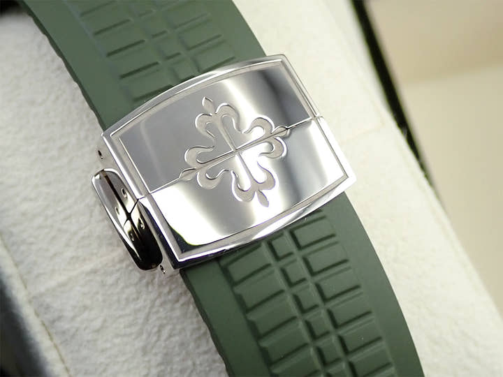 パテックフィリップ アクアノート Ref.5168G-010 ホワイトゴールド カーキグリーン文字盤