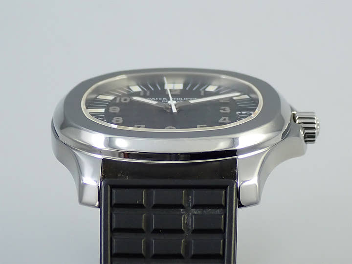 パテックフィリップ アクアノート ラージ Ref.5065A-001 ステンレススチール ブラック文字盤