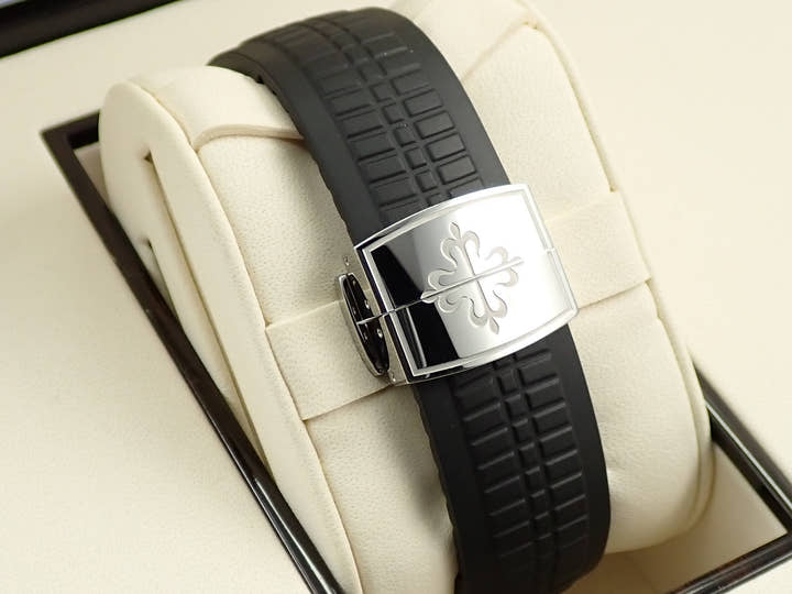 パテックフィリップ アクアノート Ref.5167A-001 ステンレススチール ブラック文字盤