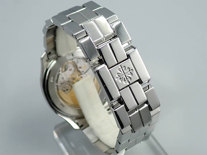 パテックフィリップ アクアノート Ref.5065/1A-010 ステンレススチール ブラック文字盤