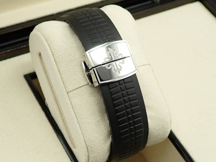 パテックフィリップ アクアノート トラベルタイム Ref.5164A-001 ステンレススチール ブラック文字盤