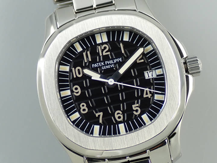 パテックフィリップ アクアノート Ref.5064A-001 ステンレススチール ブラック文字盤