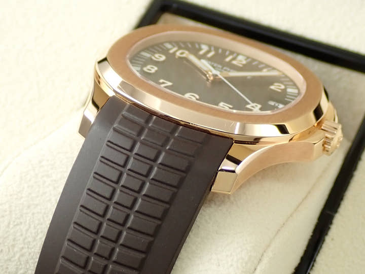 パテックフィリップ アクアノート Ref.5167R-001 ローズゴールド ブラウン文字盤