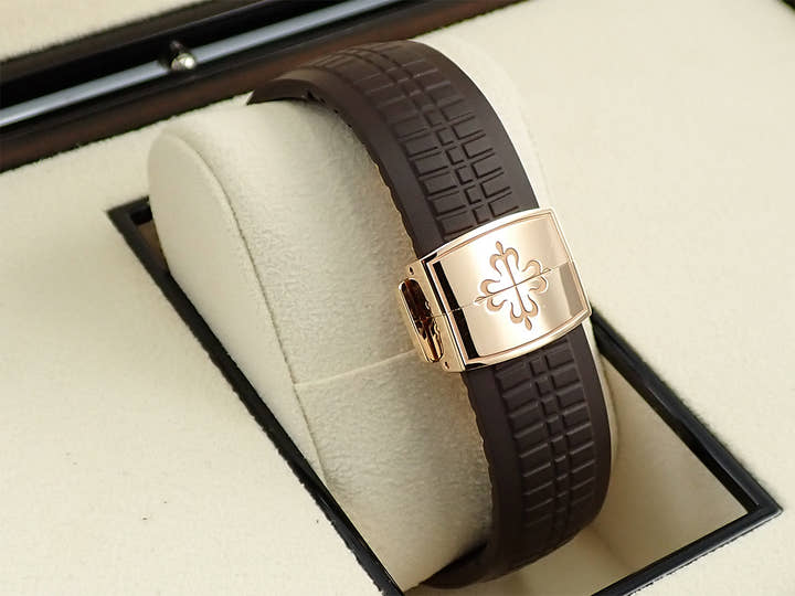 パテックフィリップ アクアノート Ref.5167R-001 ローズゴールド ブラウン文字盤