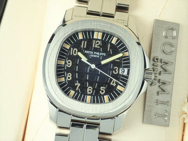 Patek Philippe Aquanaut Ref.5066/1A-010 Black Dial Used aquanaut-34
