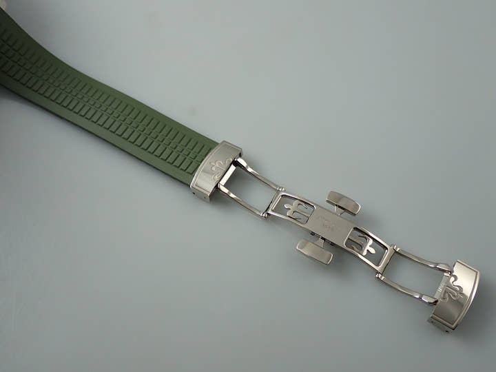 パテックフィリップ アクアノート Ref.5168G-010 ホワイトゴールド カーキグリーン文字盤