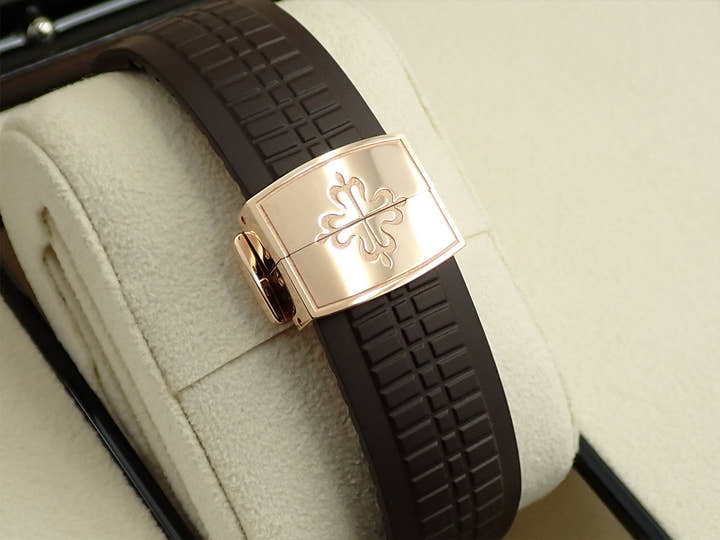 パテックフィリップ アクアノート Ref.5167R-001 ローズゴールド ブラウン文字盤