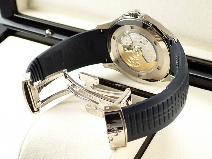 パテックフィリップ アクアノート Ref.5168G-001 ホワイトゴールド ミッドナイトブルー文字盤