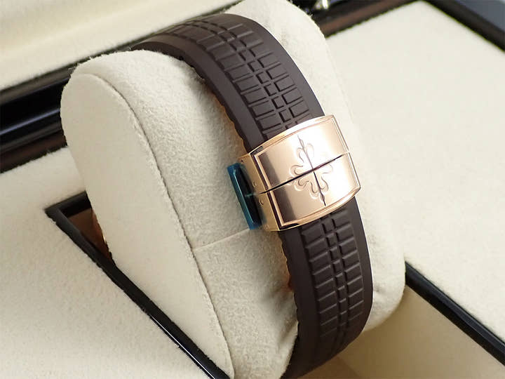 パテックフィリップ アクアノート Ref.5167R-001 ローズゴールド ブラウン文字盤