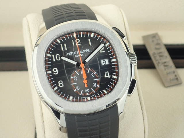 Patek Philippe Aquanaut Ref.5968A-001 Black Dial Used aquanaut-38