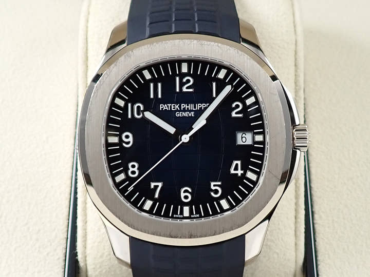 パテックフィリップ アクアノート Ref.5168G-001 ホワイトゴールド ミッドナイトブルー文字盤