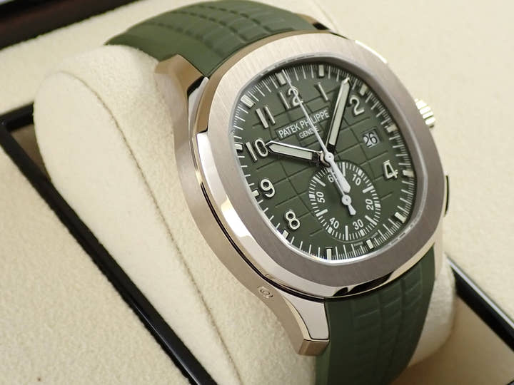 パテックフィリップ アクアノート Ref.5968G-010 ホワイトゴールド カーキグリーン文字盤