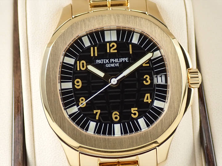 パテックフィリップ アクアノート Ref.5065J-001 イエローゴールド ブラック文字盤