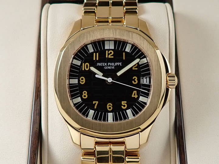 パテックフィリップ アクアノート Ref.5065J-001 イエローゴールド ブラック文字盤