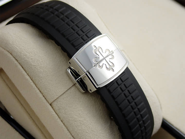 パテックフィリップ アクアノート クロノグラフ Ref.5968A-001 ステンレススチール ブラック文字盤