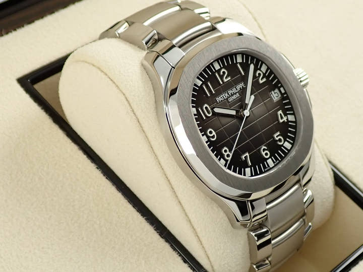 パテックフィリップ アクアノート エクストララージ Ref.5167/1A-001 ステンレススチール ブラック文字盤