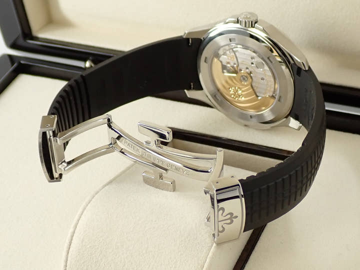 パテックフィリップ アクアノート トラベルタイム Ref.5164A-001 ステンレススチール ブラック文字盤