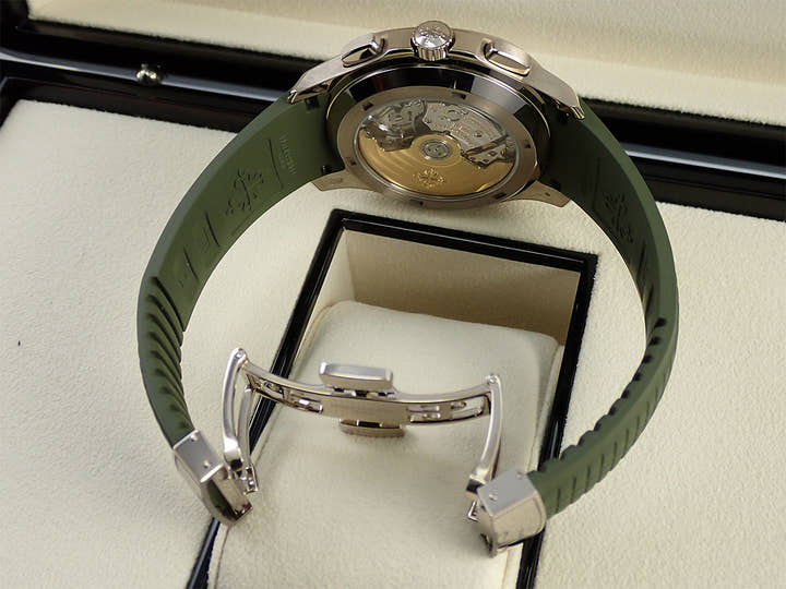 パテックフィリップ アクアノート Ref.5168G-010 ホワイトゴールド カーキグリーン文字盤