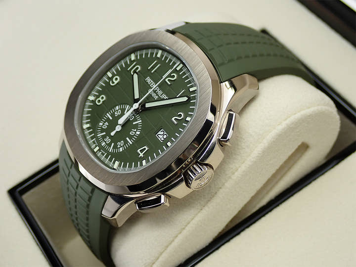 パテックフィリップ アクアノート Ref.5168G-010 ホワイトゴールド カーキグリーン文字盤