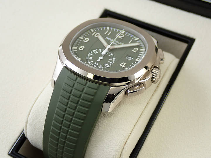 パテックフィリップ アクアノート Ref.5168G-010 ホワイトゴールド カーキグリーン文字盤