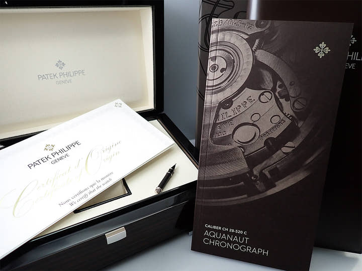 パテックフィリップ アクアノート Ref.5168G-010 ホワイトゴールド カーキグリーン文字盤