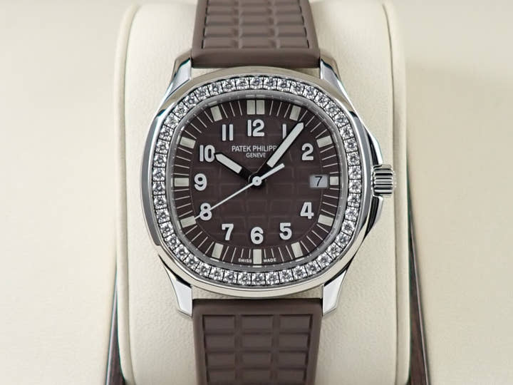 パテックフィリップ アクアノート ルーチェ Ref.5067A-023 ステンレススチール トープ文字盤 美品 MYM95368