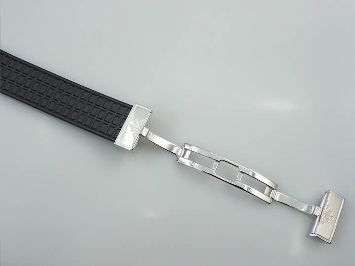 パテックフィリップ アクアノート ミディアム Ref.5060A ステンレススチール ブラック文字盤