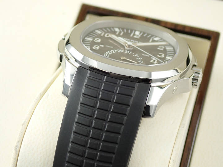 パテックフィリップ アクアノート トラベルタイム Ref.5164A-001 ステンレススチール ブラック文字盤