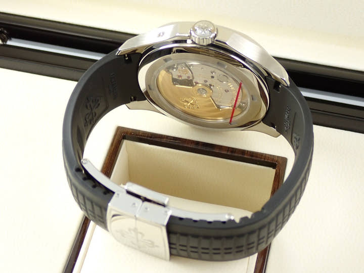 パテックフィリップ アクアノート トラベルタイム Ref.5164A-001 ステンレススチール ブラック文字盤