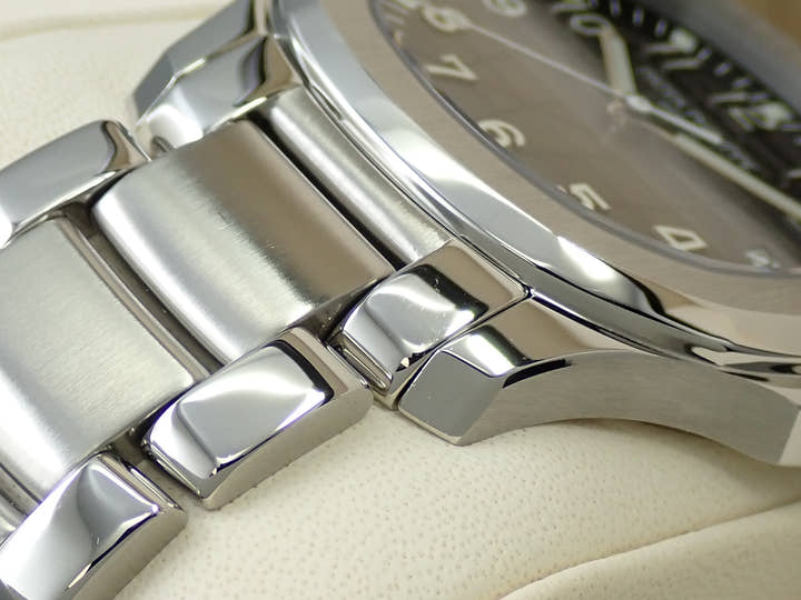 パテックフィリップ アクアノート エクストララージ Ref.5167/1A-001 ステンレススチール ブラック文字盤