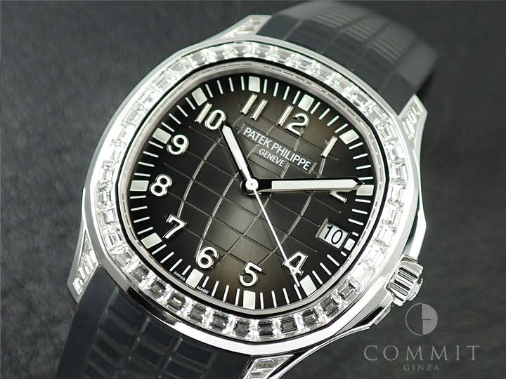 パテックフィリップ アクアノート エクストララージ Ref.5167/300G-010 ホワイトゴールド ブラック文字盤