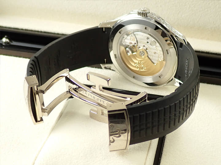 パテックフィリップ アクアノート エクストララージ Ref.5167/300G-010 ホワイトゴールド ブラック文字盤