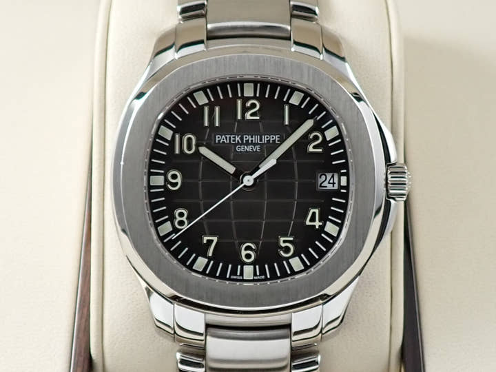 パテックフィリップ アクアノート エクストララージ Ref.5167/1A-001 ステンレススチール ブラック文字盤