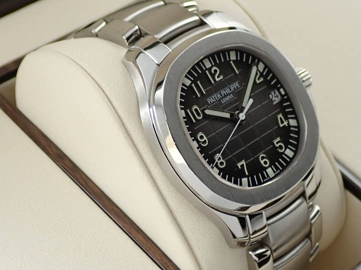 パテックフィリップ アクアノート エクストララージ Ref.5167/1A-001 ステンレススチール ブラック文字盤
