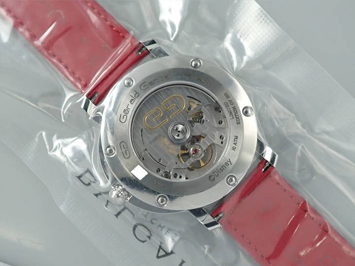 ジェラルドジェンタ アリーナ レトログラード スマイル ミッキーマウス ディズニー Ref.SAP103613 シルバー文字盤 新品 0AMY6VYS