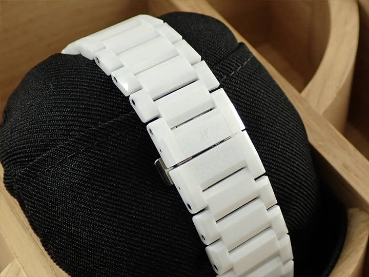 ウブロ ビッグバン インテグレーテッド ホワイトセラミック Ref.451.HX.1123.HX マットグレー スケルトン文字盤 未使用 C6AXFC15