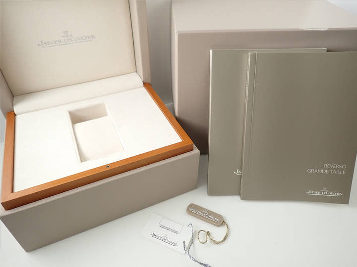 ジャガールクルト ビッグレベルソ 日本限定 Ref.Q270242W シルバー文字盤 中古 23Z6R9MC