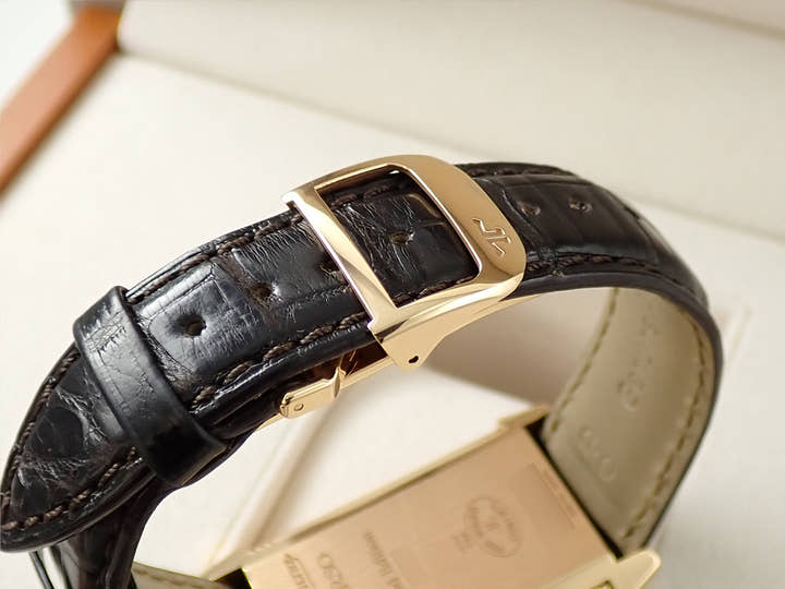 ジャガールクルト ビッグレベルソ 日本限定 Ref.Q270242W シルバー文字盤 中古 23Z6R9MC