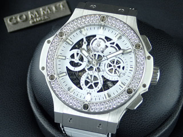 ウブロ ビッグバン Ref.311.SE.2010.RW.1104.JSM12 ホワイトハーフスケルトン文字盤 中古 bigbang-15