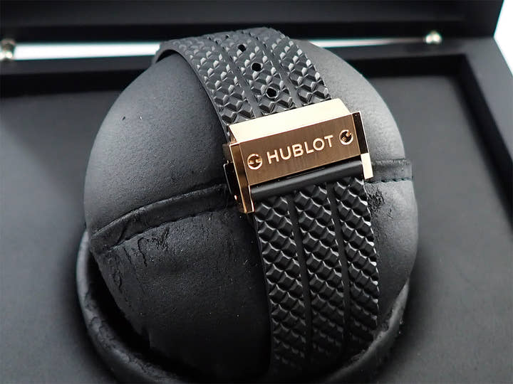 ウブロ ビッグバン ゴールドセラミック Ref.301.PB.131.RX ブラック文字盤 美品 C79HHKLX