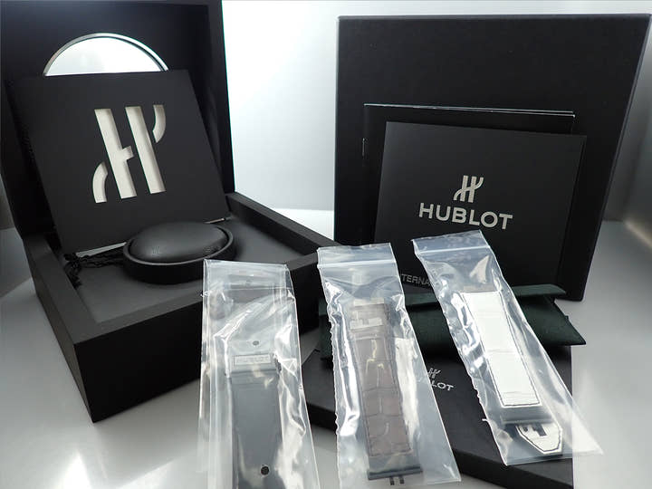 ウブロ ビッグバン アラーム リピーター GMT Ref.403.QU.0120.VR.YOS スケルトン文字盤 極美品 57UVTXMJ